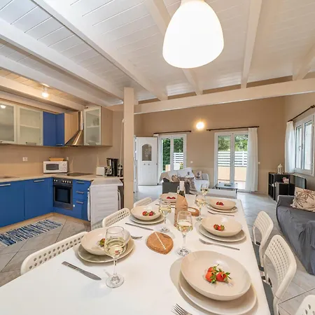 Amalia's House Tatil Evi *